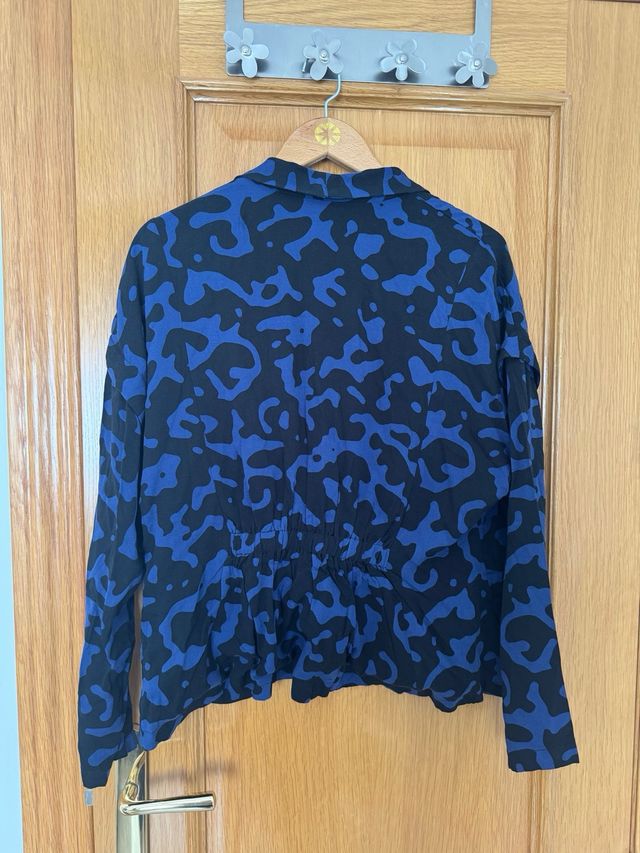 Chaqueta Wild Pony azul y negra