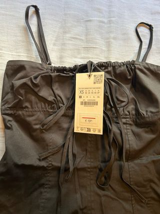 Top Zara negro con cordones