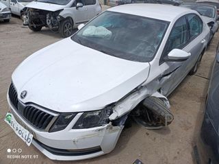 BRAZO SUSPENSION DELANTERO IZQUIERDO SKODA OCTAVIA BERLINA (5E3)