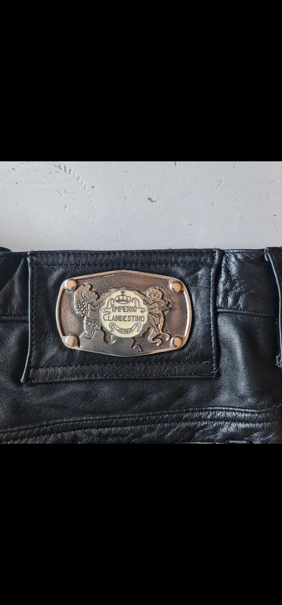 Pantalón Cuero Negro Talla S