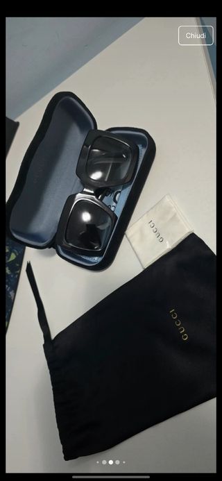 Occhiali da sole Gucci neri e oro