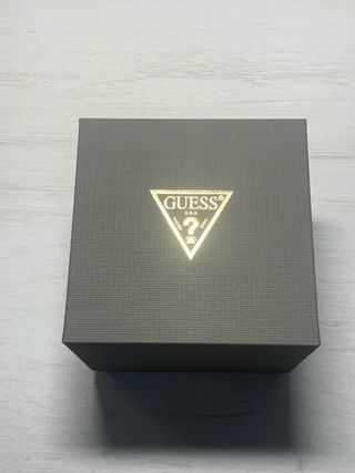 Reloj GUESS Dorado Unisex – Esfera negra 