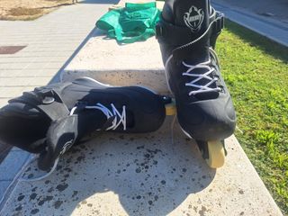 Patines en línea agresivos negros