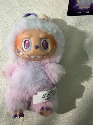 Labubu llavero peluche original
