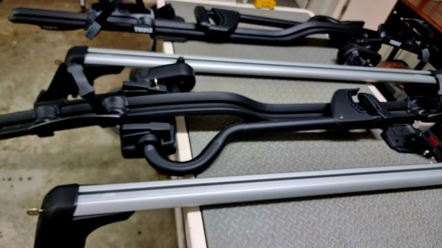 Baca BMW X4 (F26) + 2 Portabicicletas Thule