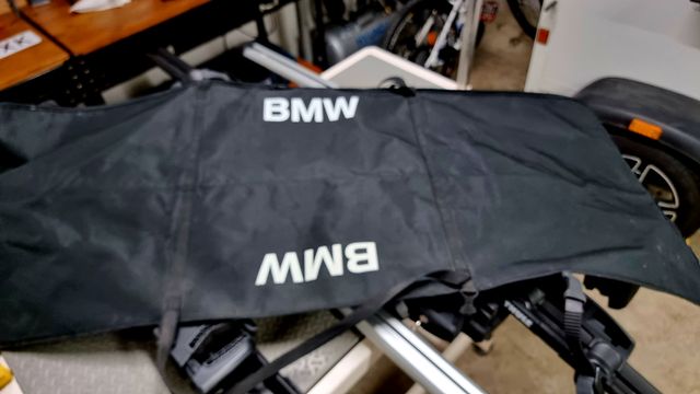 Baca BMW X4 (F26) + 2 Portabicicletas Thule