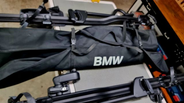 Baca BMW X4 (F26) + 2 Portabicicletas Thule