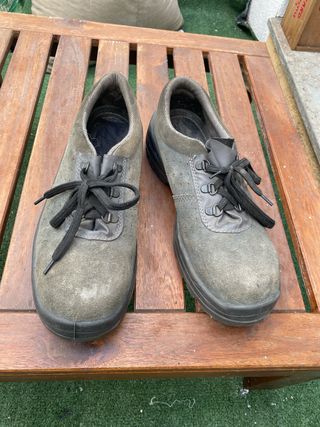 Zapatos de seguridad grises