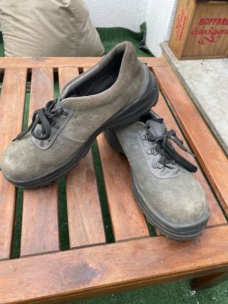 Zapatos de seguridad grises