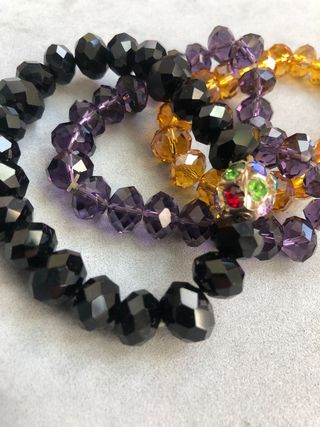 Pulsera de cuentas facetadas