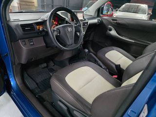 Toyota iQ 2010