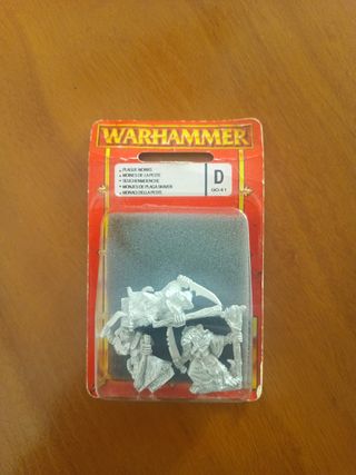 Warhammer Monjes de la Peste Skaven