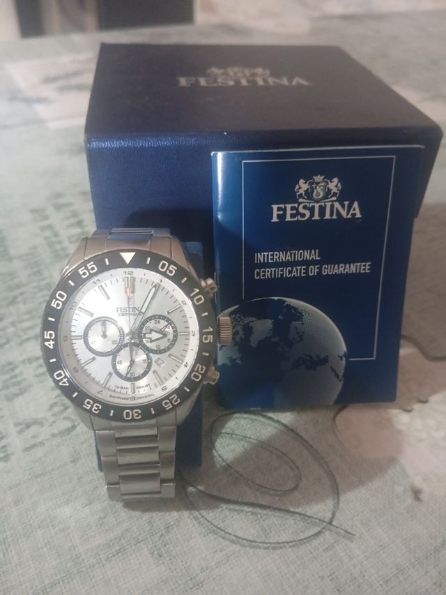 Reloj Festina Cronógrafo Plata y Blanco