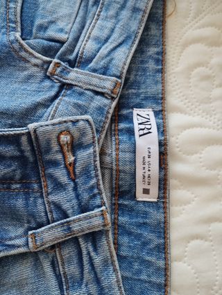 Pantalón vaquero Zara Talla S
