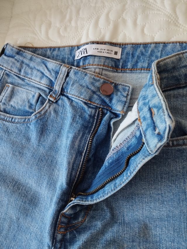 Pantalón vaquero Zara Talla S