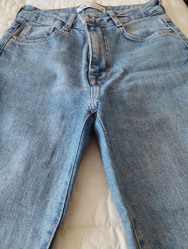 Pantalón vaquero Zara Talla S