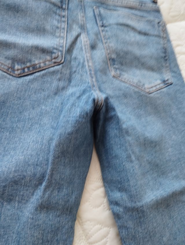 Pantalón vaquero Zara Talla S
