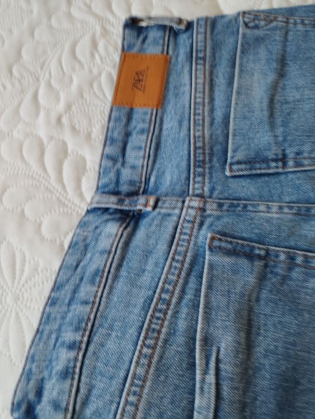 Pantalón vaquero Zara Talla S