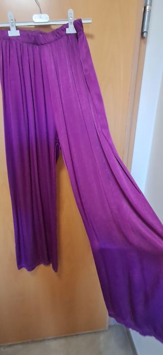 Pantalón ancho morado