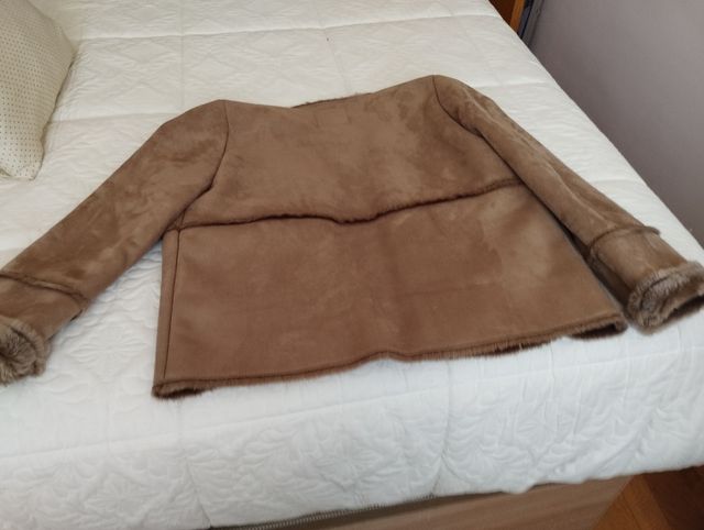 Chaqueta forrada beige y marrón