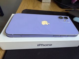 iPhone 12 Morado 128GB
