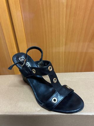Sandalias piel negras