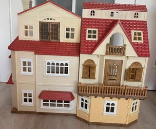Casa Sylvanian Families Grande con luz 3