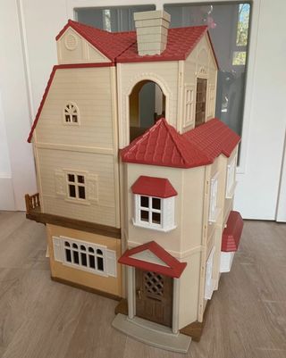 Casa Sylvanian Families Grande con luz 3