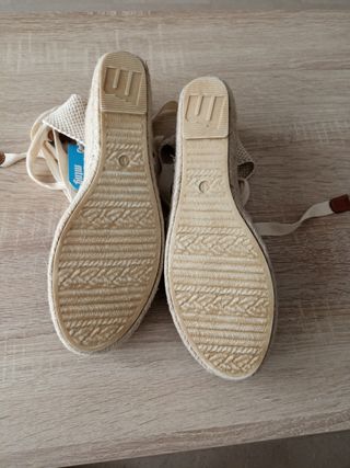 Sandalias cuña LOUISA mujer beige/negro