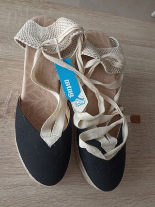 Sandalias cuña LOUISA mujer beige/negro