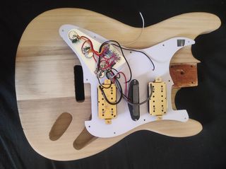 Cuerpo Guitarra Stratocaster Ligero