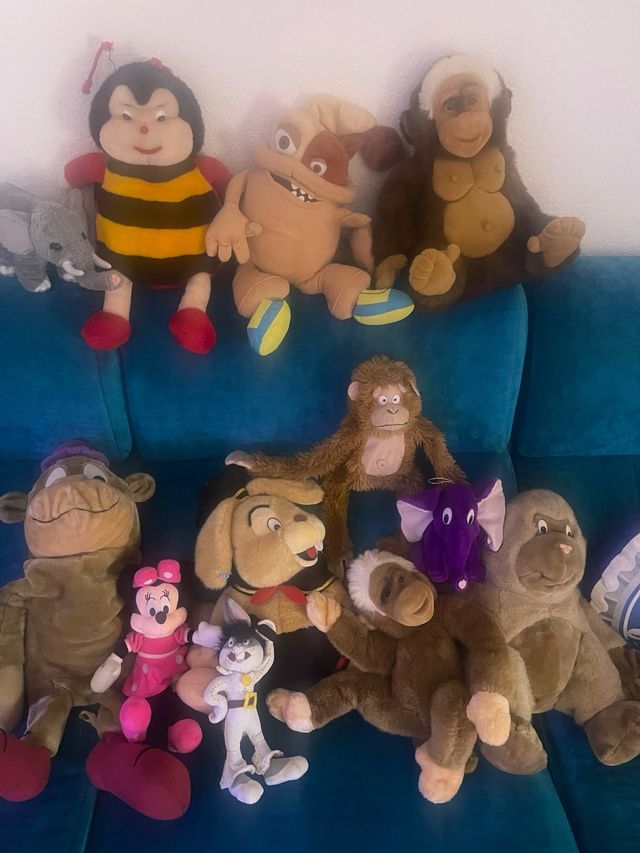 Lote 12 Peluches Monos y Más