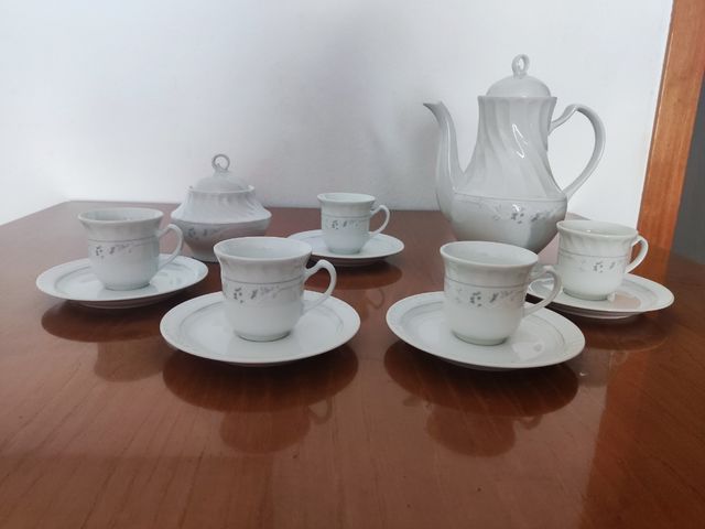 Juego de café vintage de porcelana