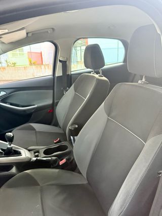 Ford Focus 1.6tdi  2012