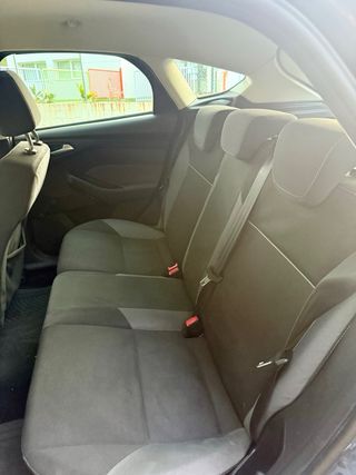 Ford Focus 1.6tdi  2012
