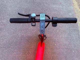 Patinete Eléctrico hasta 30 km Nuevo con luz led 