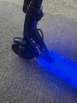 Patinete Eléctrico hasta 30 km Nuevo con luz led 