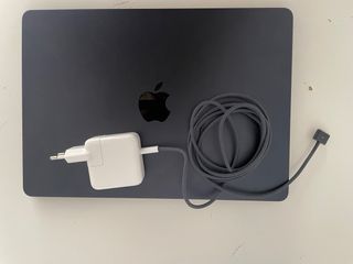 MacBook Air 13 M4 (2025)