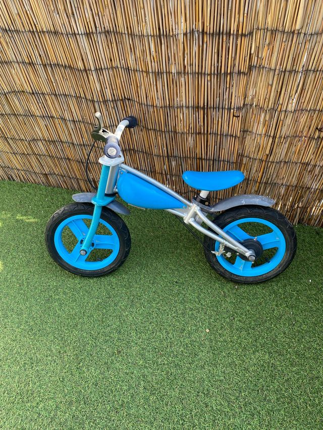 Bicicleta sin pedales