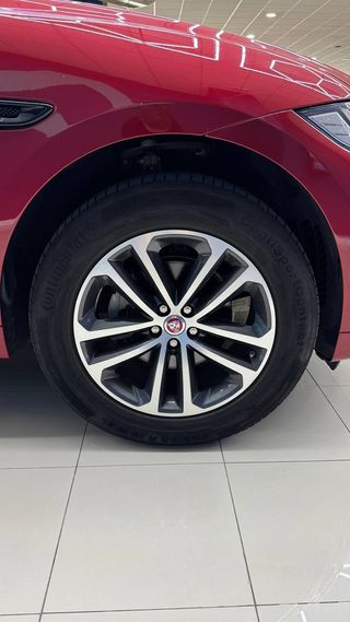 Jaguar F-Pace R-Sport