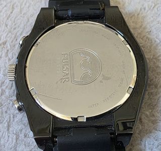 Reloj Pulsar Cronógrafo Negro y Plateado. FUNCIONA