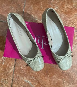 Zapatos D'chicas Beige Talla 36 Charol