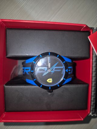Orologio Ferrari Nero e Blu (prezzo trattabile)