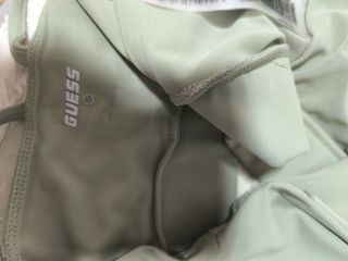 Sujetador deportivo Guess verde