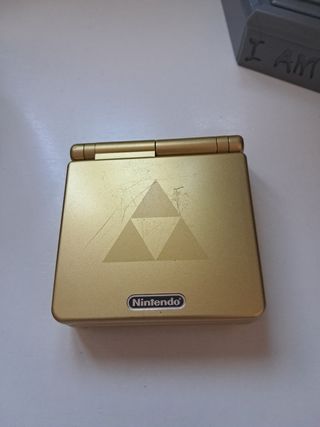 Game Boy Advance SP Edición Zelda Dorada