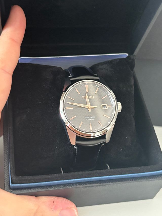 Seiko Presage SPB231J1 (con bordi affilati)