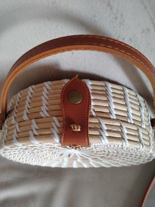 Borsa rotonda in paglia