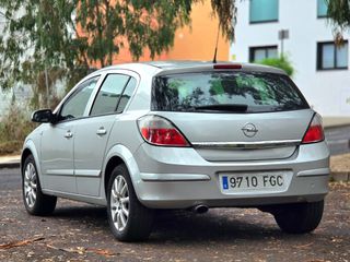 Opel Astra 2005