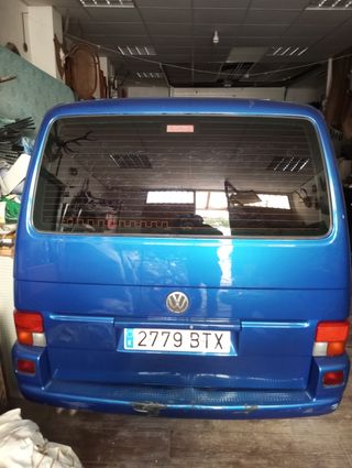 Volkswagen Caravelle 2002