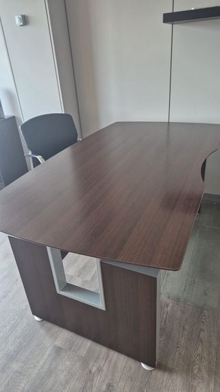 Mesa de oficina/despacho de madera